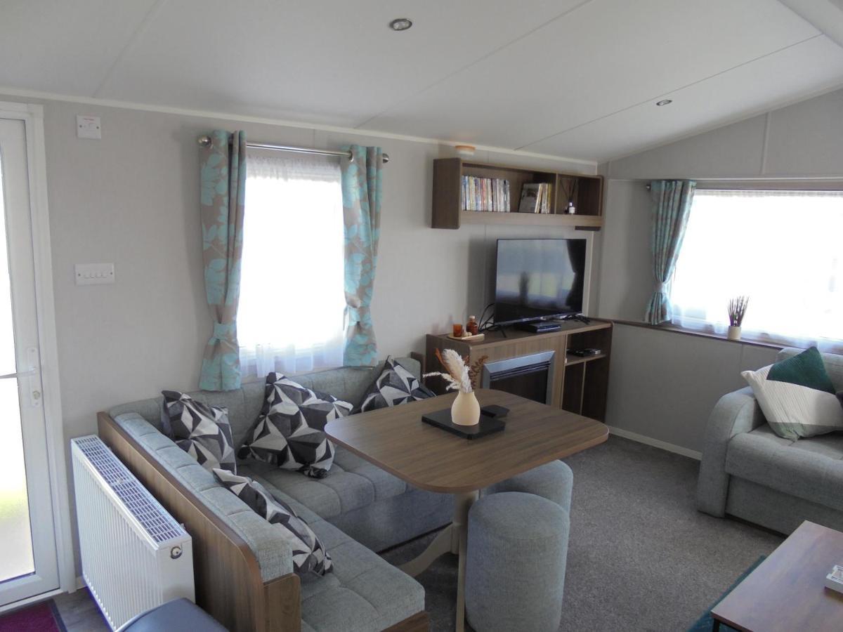 Kingfisher : Seasons:- 8 Berth, Central Heated, Close To Site Shop Ingoldmells Bagian luar foto