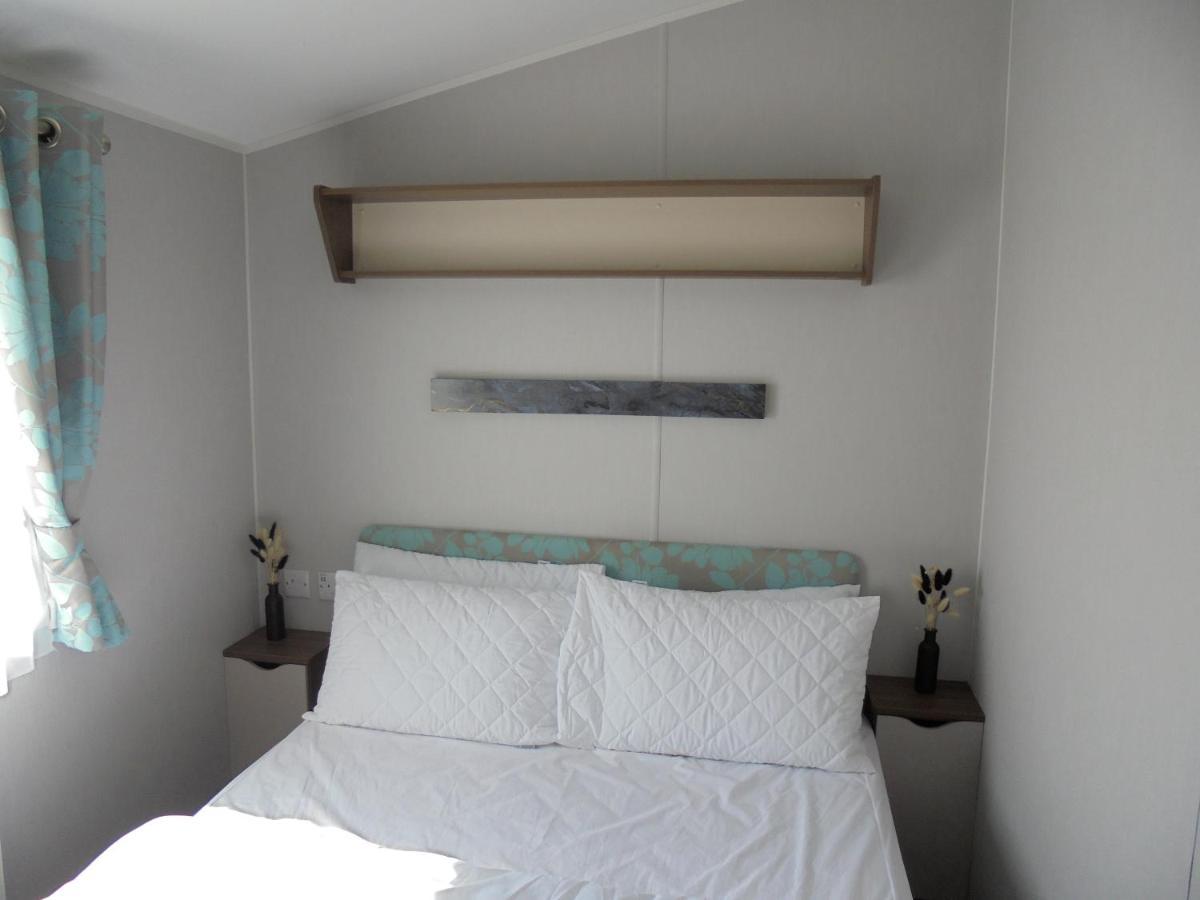 Kingfisher : Seasons:- 8 Berth, Central Heated, Close To Site Shop Ingoldmells Bagian luar foto