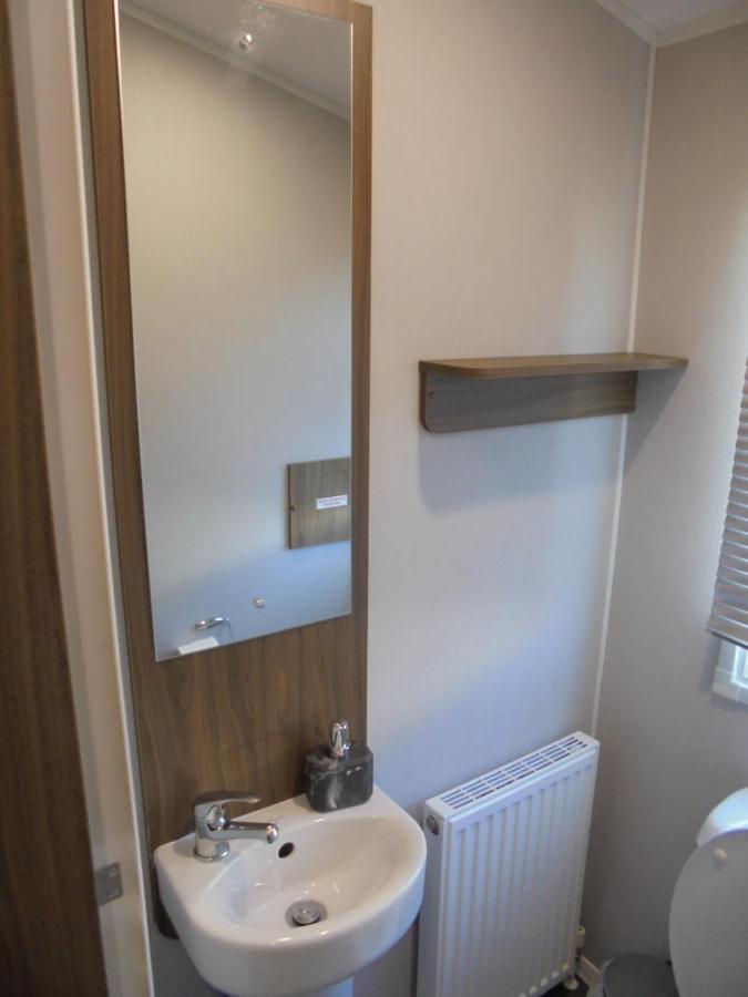 Kingfisher : Seasons:- 8 Berth, Central Heated, Close To Site Shop Ingoldmells Bagian luar foto
