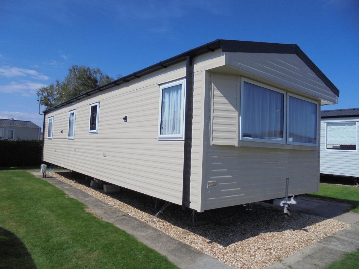 Kingfisher : Seasons:- 8 Berth, Central Heated, Close To Site Shop Ingoldmells Bagian luar foto